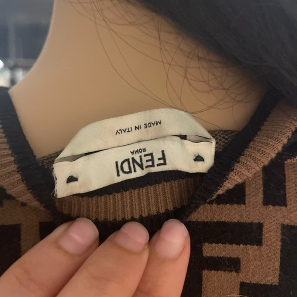 Fendi x Fila Collab sweatshirt size 4 - Picture 7 of 7